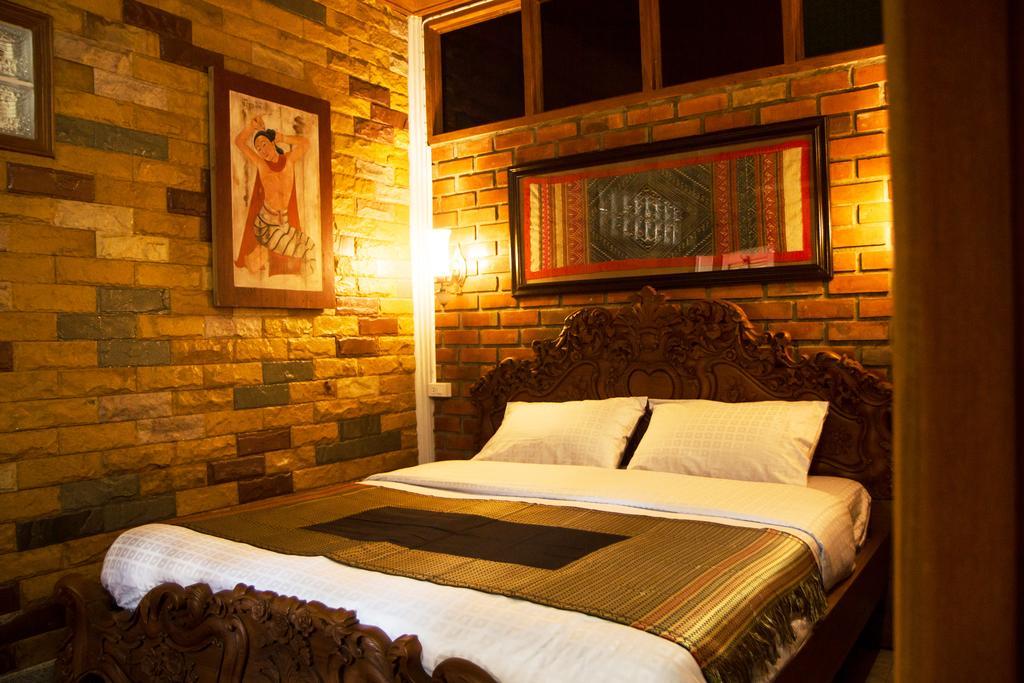 Baanthep Antique Homestay Пхрэ Экстерьер фото